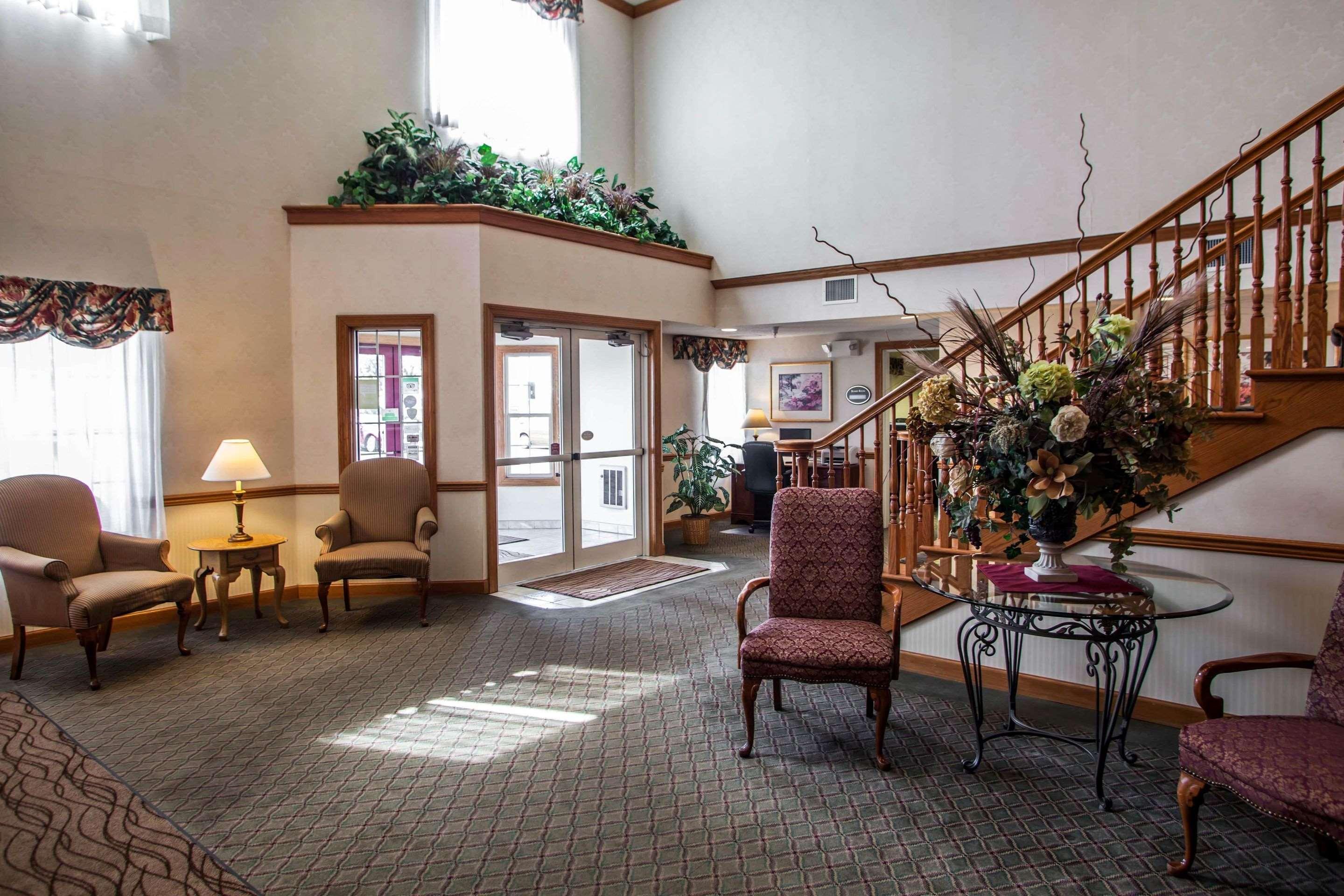 Comfort Inn & Suites Geneva- West Chicago Экстерьер фото