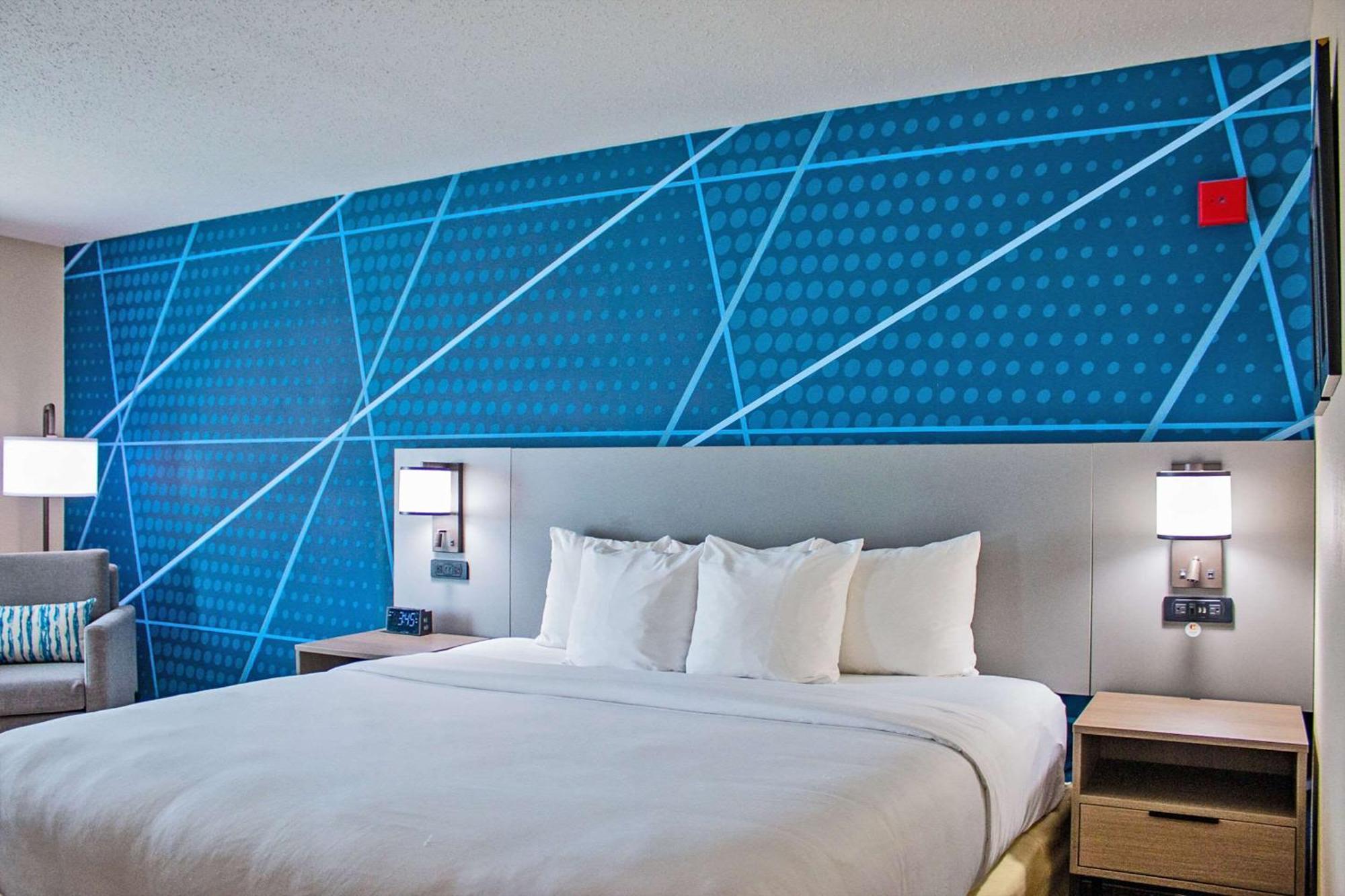 Comfort Inn & Suites Geneva- West Chicago Экстерьер фото