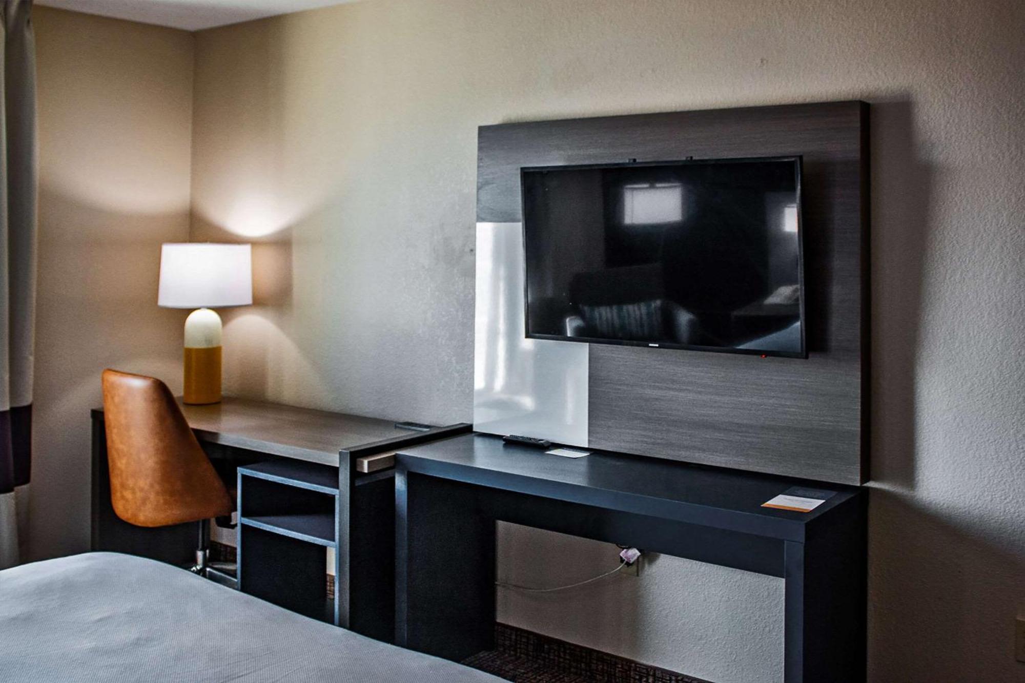 Comfort Inn & Suites Geneva- West Chicago Экстерьер фото