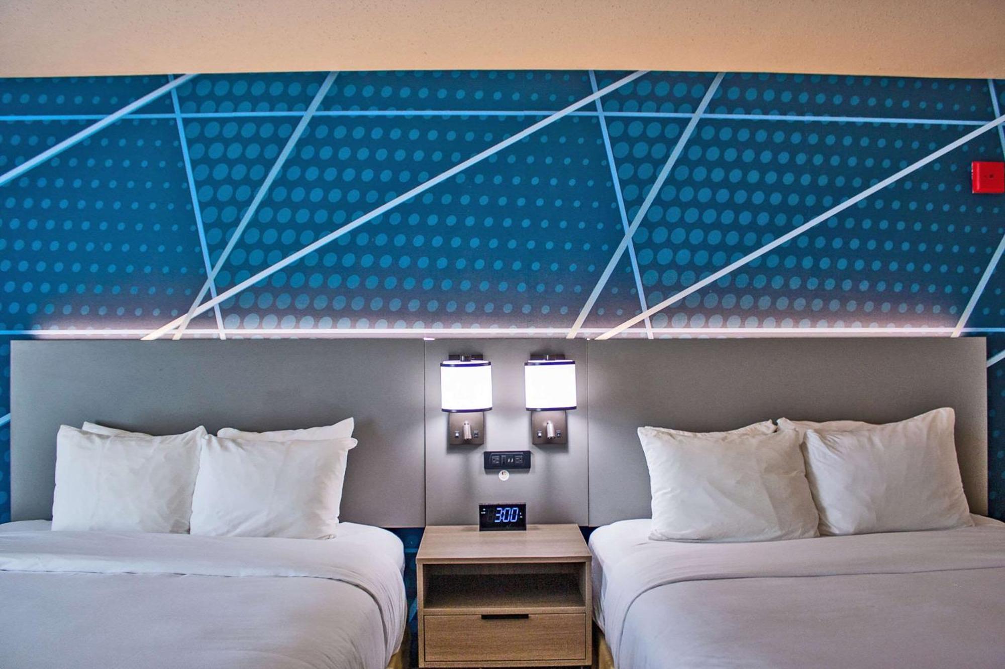 Comfort Inn & Suites Geneva- West Chicago Экстерьер фото